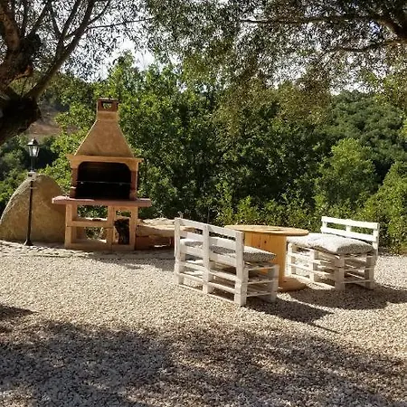 Casa Centro Sardegna Nocleg ze śniadaniem Sorgono
